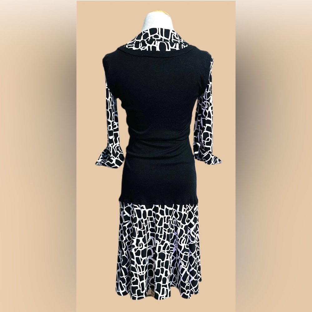 Calvin Klein Black and White Silk Sweater Vest Dress Size 6 - Picture 6 of 8